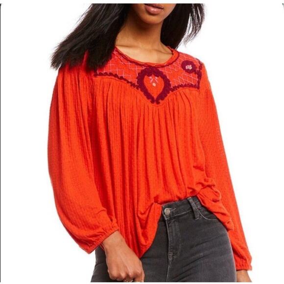 Free People Red Begonia Embroidered Top Women’s Peasant Boho - Picture 1 of 8